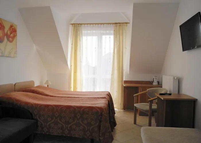 ゲストハウス Mango レバル